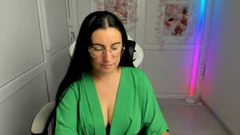 Lucy online show from 28, 7, 2026