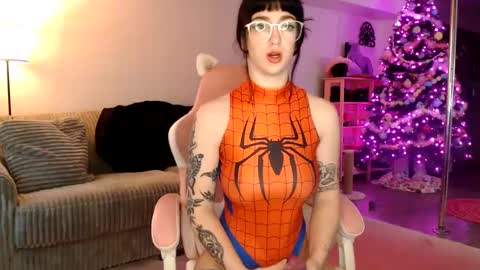 Lucy online show from 21, 12, 2024