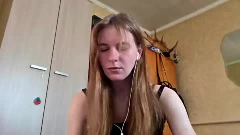 Snapshot of lucyzachar chatting on 20, 4, 2026 Sofia online show from 20, 4, 2026