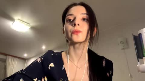 Mika online show from 16, 3, 2026