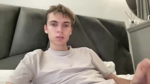 Luis online show from 28, 10, 2025