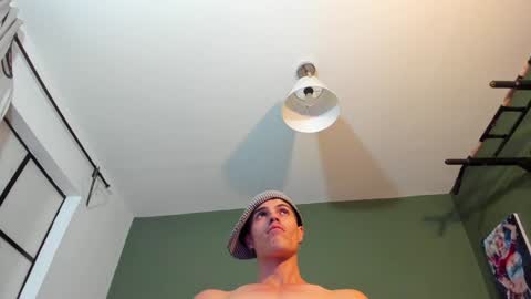 Luis AS online show from 8, 2, 2025