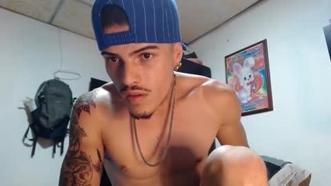 Snapshot of luis_as chatting on 26, 11, 2025 Luis AS online show from 26, 11, 2025