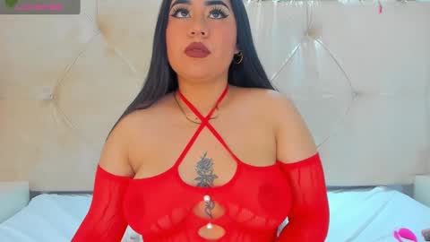 Snapshot of luisa_cameron chatting on 26, 1, 2025 online show from 26, 1, 2025