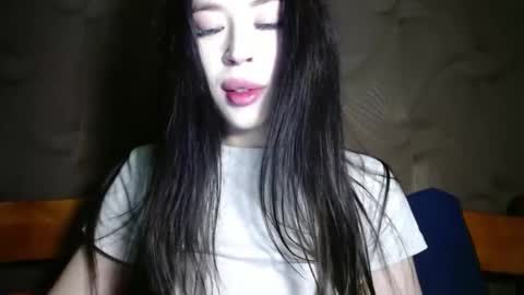 luisa lovedom online show from 18, 4, 2026