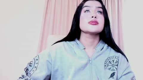 Luisa Diaz online show from 22, 6, 2026