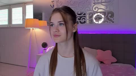 LuisaClover online show from 23, 5, 2026