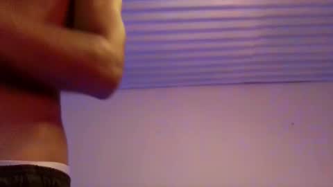 Snapshot of luisadrianguzmansantander5 chatting on 27, 10, 2025 luisadrianguzmansantander5 online show from 27, 10, 2025