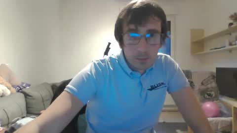 Snapshot of luismcawesome chatting on 17, 10, 2025 Luis online show from 17, 10, 2025