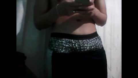 Snapshot of luiyi1997 chatting on 7, 2, 2025 EroticMan online show from 7, 2, 2025