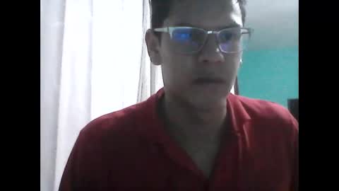 Snapshot of luiyi1997 chatting on 9, 2, 2025 EroticMan online show from 9, 2, 2025