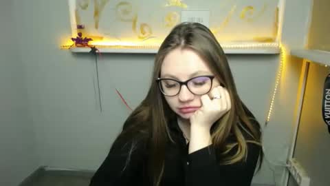 Luiza online show from 14, 2, 2025