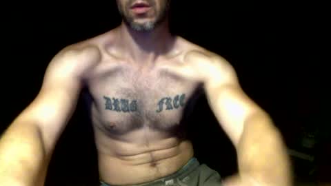 Snapshot of lujara chatting on 8, 7, 2026 Lu online show from 8, 7, 2026