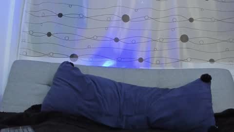 Luka Castillo online show from 21, 1, 2025