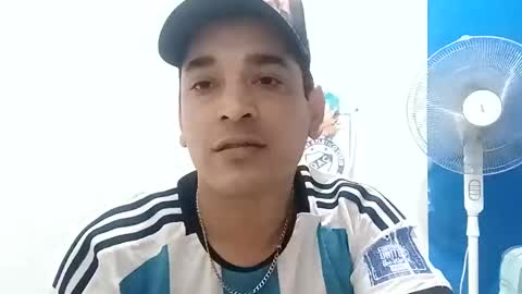 Snapshot of lukaqac chatting on 15, 11, 2025 Lukapijagorda online show from 15, 11, 2025