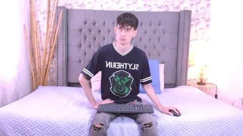 luke_carter online show from 10, 9, 2025