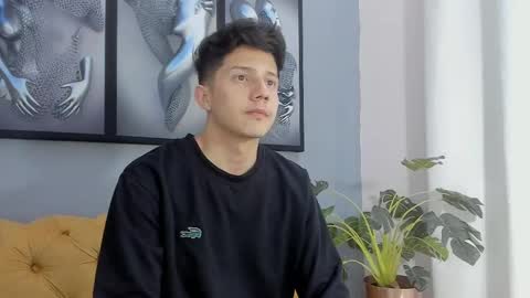 Snapshot of luke_julien chatting on 27, 10, 2025 Luke Julien online show from 27, 10, 2025