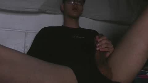 Snapshot of luke_rex chatting on 5, 1, 2025 luke online show from 5, 1, 2025