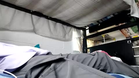 Snapshot of luke_rex chatting on 12, 9, 2025 luke online show from 12, 9, 2025