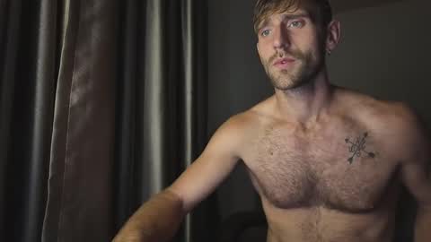 Snapshot of lukegunn22 chatting on 11, 9, 2025 MR. Luke Gunn online show from 11, 9, 2025