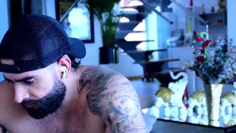 Lukhas f4f online show from 26, 2, 2025