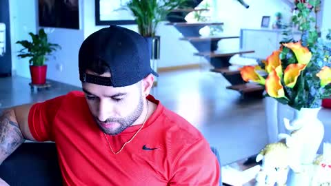 Lukhas f4f online show from 13, 2, 2026