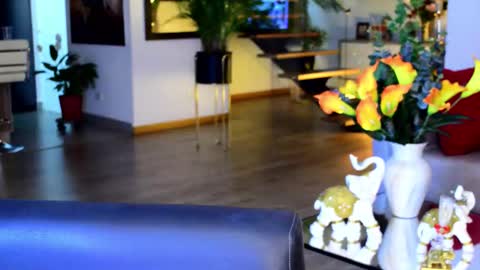 Lukhas f4f online show from 26, 2, 2026