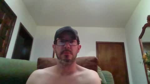 Snapshot of lukz88bigcock chatting on 3, 5, 2026 Luke online show from 3, 5, 2026