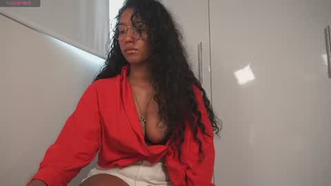 Snapshot of lulitauwu chatting on 6, 7, 2026 lulitauwu online show from 6, 7, 2026