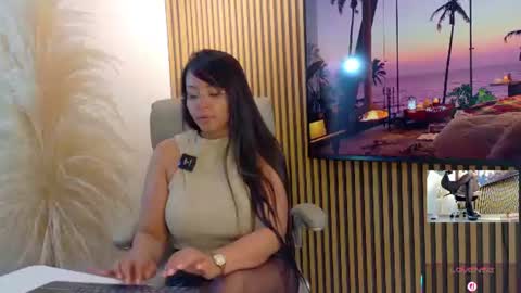 Snapshot of lulu_072 chatting on 2, 7, 2026 lulu online show from 2, 7, 2026