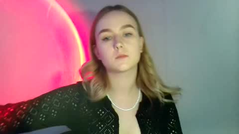 Lulu Baby18 online show from 23, 2, 2025