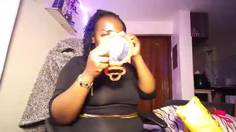 lulu_sparks1 online show from 19, 7, 2026