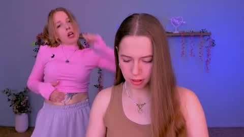 Snapshot of lumi_soft chatting on 18, 4, 2026 Sweet Lumi online show from 18, 4, 2026