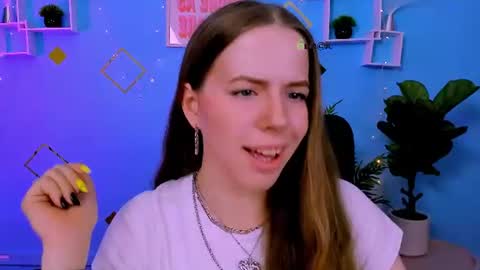 Snapshot of lumi_soft chatting on 19, 6, 2026 Sweet Lumi online show from 19, 6, 2026