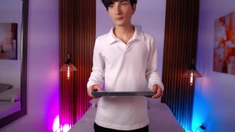 Snapshot of lumiernova chatting on 30, 4, 2026 Lumier online show from 30, 4, 2026
