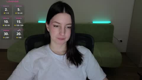 Snapshot of lumina_dark chatting on 27, 5, 2026 Lumi online show from 27, 5, 2026
