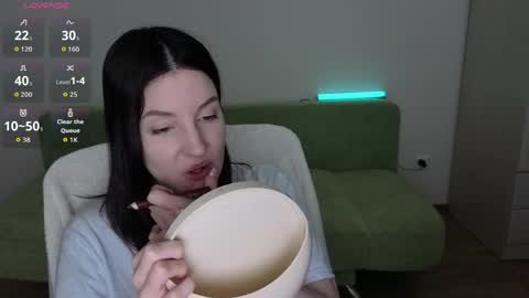 Snapshot of lumina_dark chatting on 28, 5, 2026 Lumi online show from 28, 5, 2026