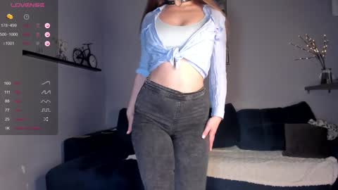 Snapshot of luna__l chatting on 21, 1, 2025 Alice online show from 21, 1, 2025