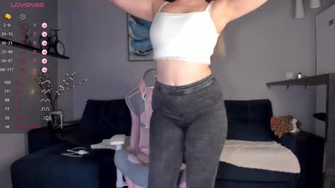 Snapshot of luna__l chatting on 26, 1, 2025 Alice online show from 26, 1, 2025