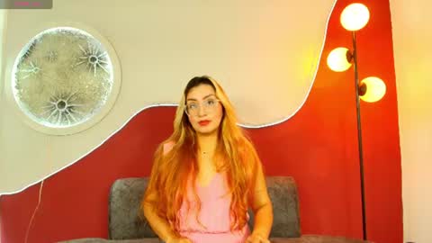 Snapshot of luna__velvet chatting on 10, 6, 2026 luna__velvet online show from 10, 6, 2026