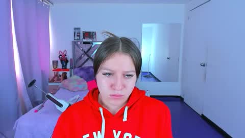 luna_analya online show from 13, 2, 2026