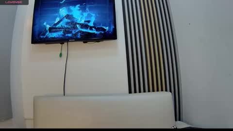 Snapshot of luna_and_banji chatting on 11, 11, 2025 luna and banji online show from 11, 11, 2025