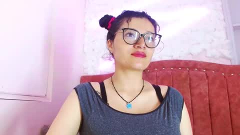 Snapshot of luna_azul_15 chatting on 5, 2, 2025 dalia online show from 5, 2, 2025