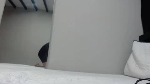 Snapshot of luna_bluebery chatting on 13, 9, 2025 Luna--Blueberry online show from 13, 9, 2025