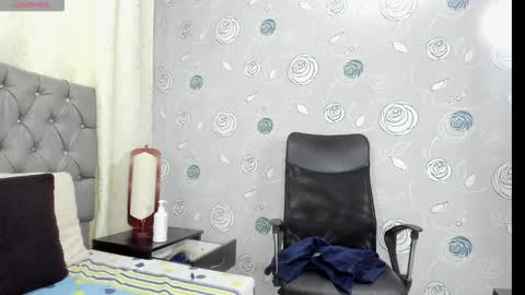 Luna Eva online show from 6, 11, 2025