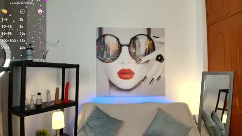 Luna Ferrer online show from 11, 5, 2026
