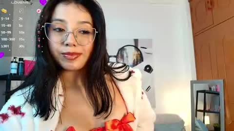 Snapshot of luna_ferrer10 chatting on 8, 6, 2026 Luna Ferrer online show from 8, 6, 2026