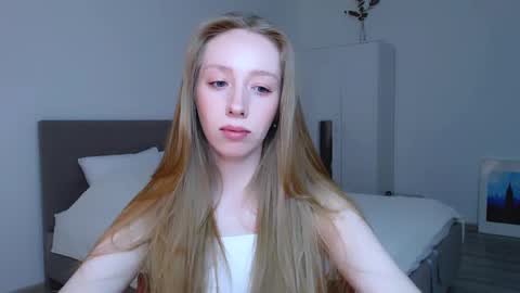 Luna online show from 16, 2, 2025