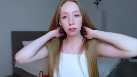 Luna online show from 16, 2, 2025