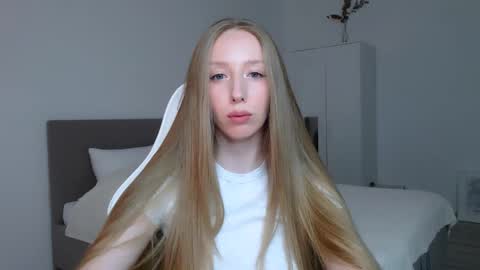 Luna online show from 2, 11, 2025